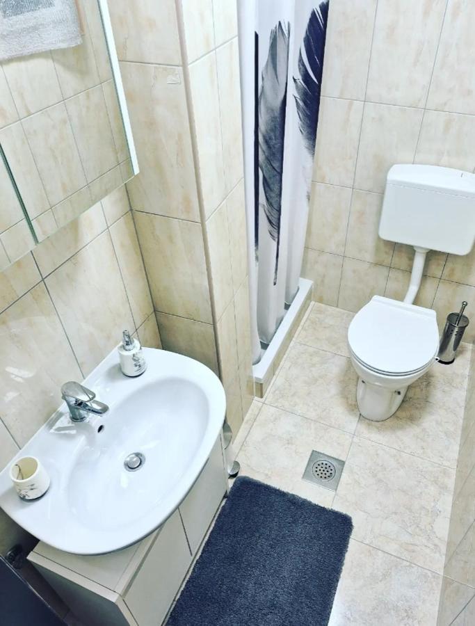 Apartment Ory 2 Between The Beach And City Center プーラ エクステリア 写真